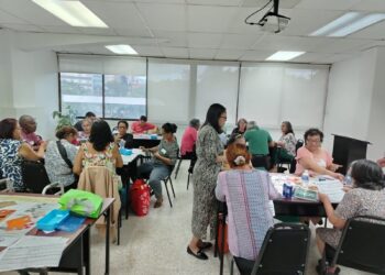 De la formación a la práctica: la CNBS acompaña en réplica de simuladores de Educación Financiera