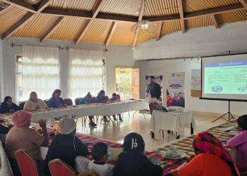 Más capacidades, mejores decisiones: la CNBS desarrolla gira de educación financiera en Intibucá