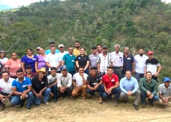 La CNBS fortalece la cultura financiera en las cajas de ahorro en el departamento de El Paraíso