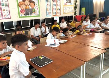 Más de 500 estudiantes de Choluteca fortalecen sus conocimientos financieros gracias a la gira educativa de la CNBS
