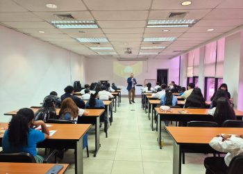 CNBS promueve la cultura del ahorro entre niños del Pleno Estudiantil de la Corte Suprema de Justicia